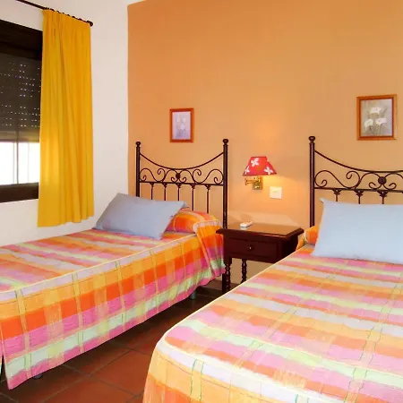 Casa de Férias Maria - Ner402 By Interhome